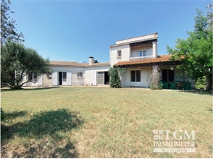 villa à la vente -   13200  ARLES, surface 150 m2 vente villa - UBI392003721